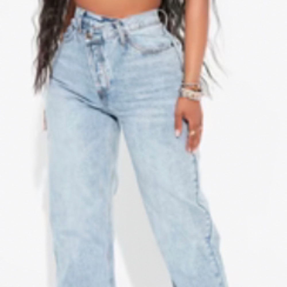 Light wash jeans